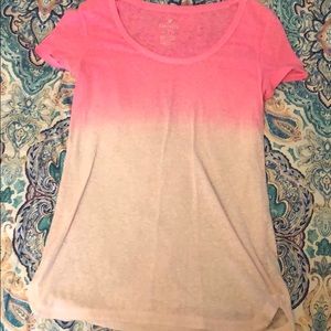 American Eagle ombré pink t shirt